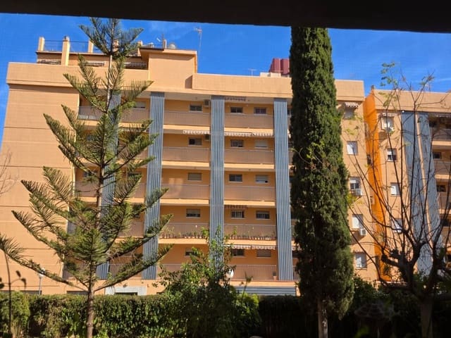 3 quarto Apartamento para venda em Fuengirola com piscina - 346 000 € (Ref: 9359123)