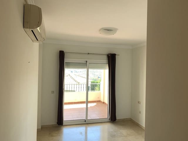 2 soverom Leilighet til salgs i La Cala Hills, Mijas med svømmebasseng garasje - € 360 000 (Ref: 9359124)