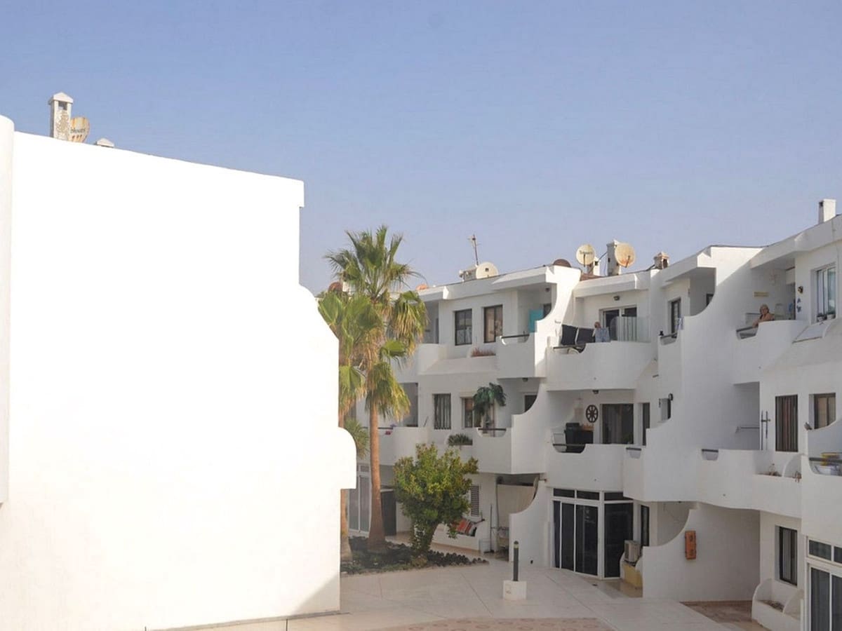 1 sypialnia Apartament na sprzedaż w Caleta de Fuste z basenem - 150 000 € (Ref: 9359126)