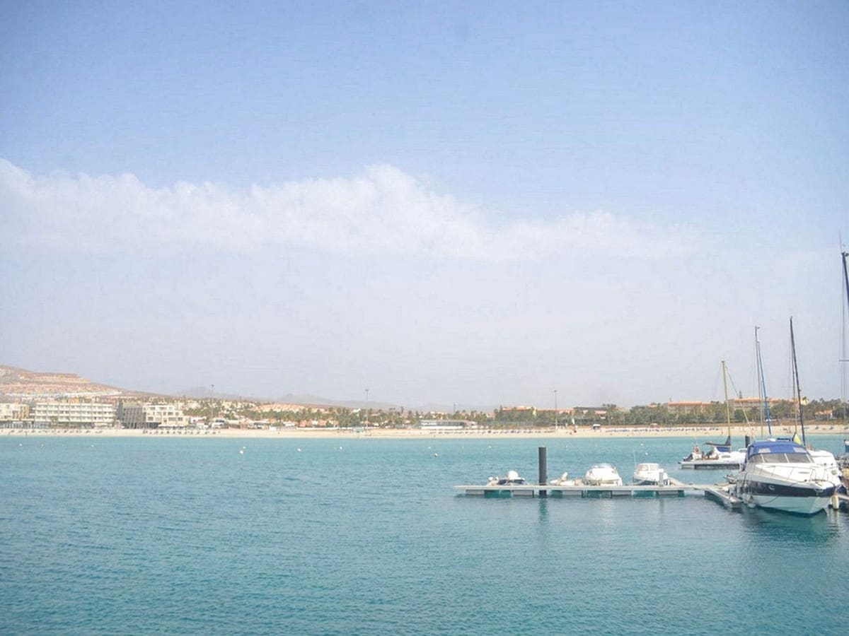 1 sypialnia Apartament na sprzedaż w Caleta de Fuste z basenem - 150 000 € (Ref: 9359126)