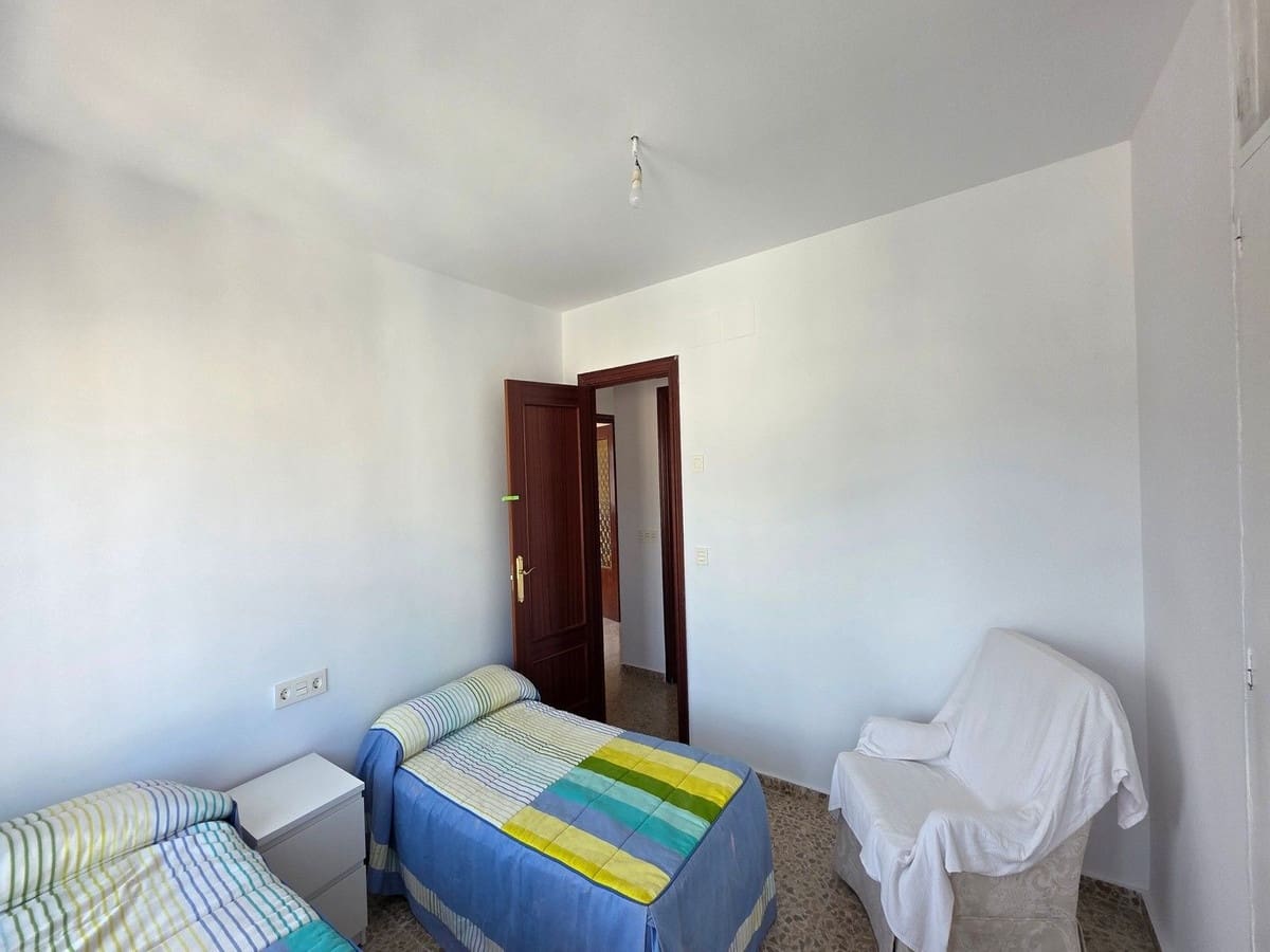 4 slaapkamer Appartement te koop in Fuengirola - € 595.000 (Ref: 9359128)