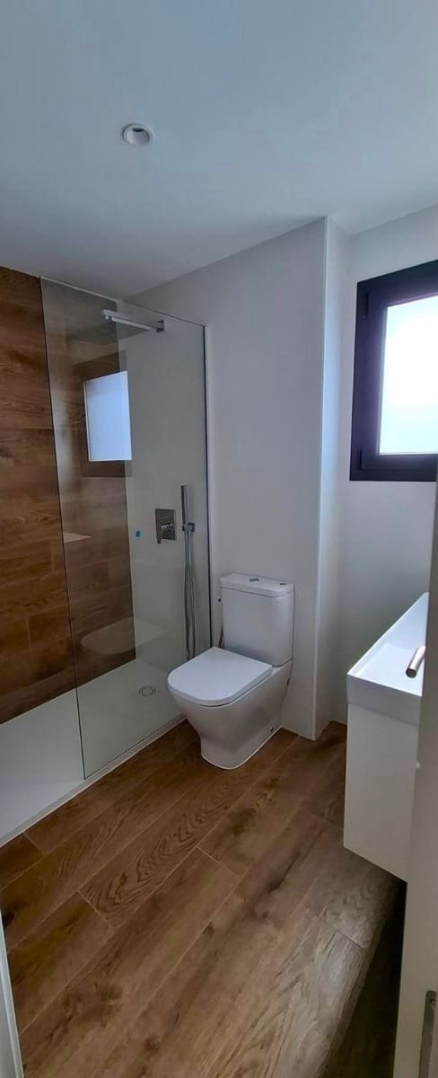 2 slaapkamer Appartement te koop in Corralejo met zwembad garage - € 249.000 (Ref: 9359130)