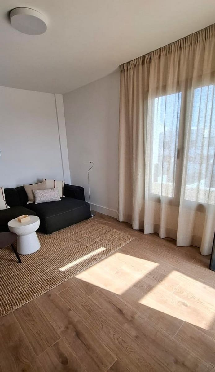 2 slaapkamer Appartement te koop in Corralejo met zwembad garage - € 249.000 (Ref: 9359130)