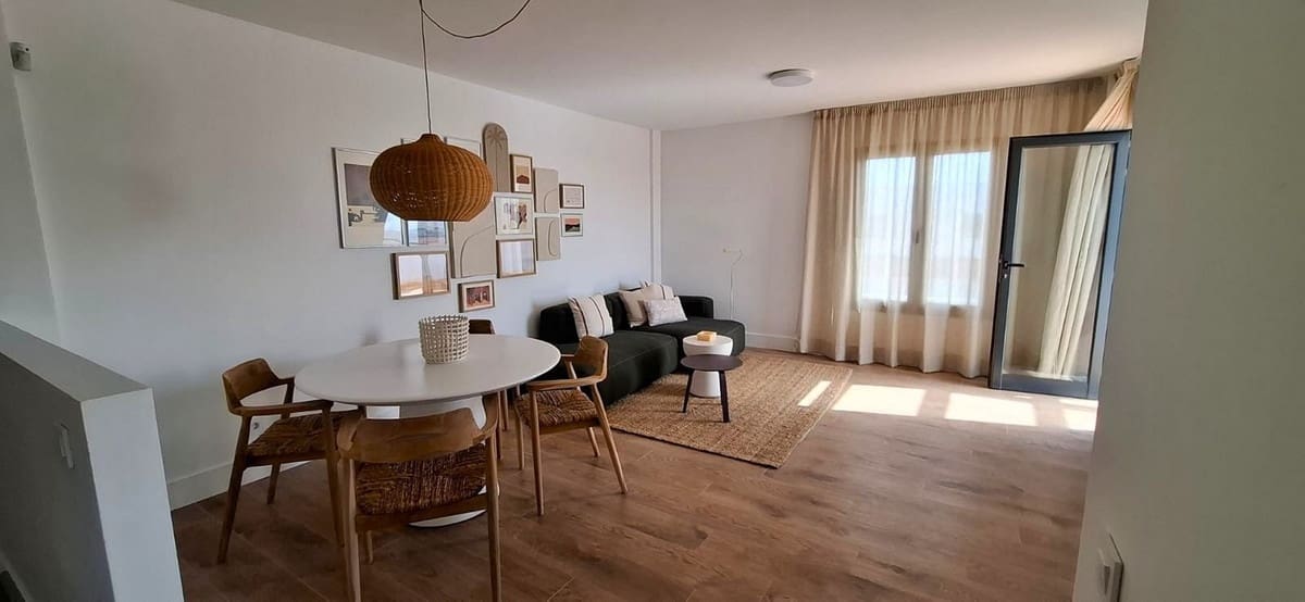 2 slaapkamer Appartement te koop in Corralejo met zwembad garage - € 249.000 (Ref: 9359130)