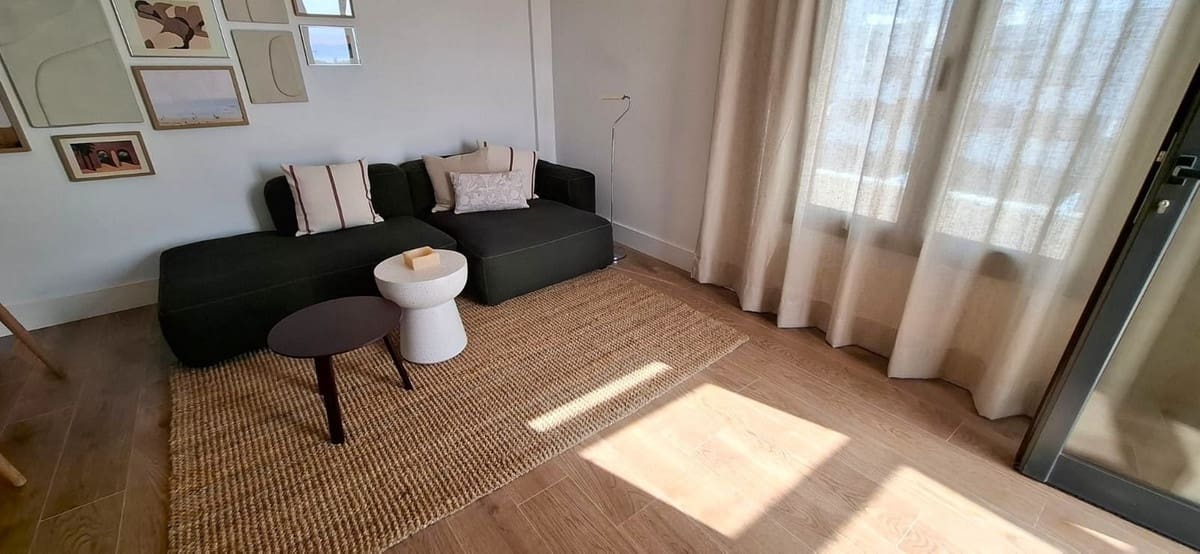 2 slaapkamer Appartement te koop in Corralejo met zwembad garage - € 249.000 (Ref: 9359130)