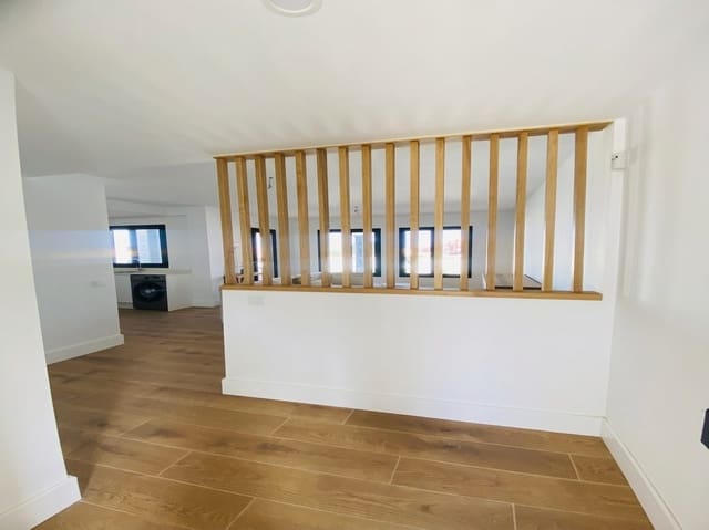2 bedroom Apartment for sale in Corralejo, La Oliva with pool - € 249,000 (Ref: 9359130)