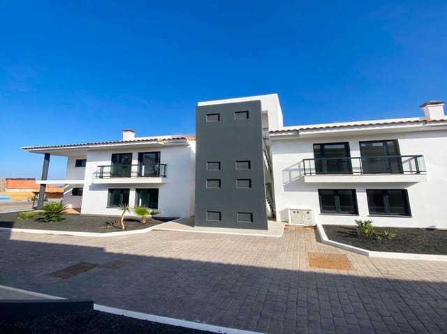 2 bedroom Apartment for sale in Corralejo, La Oliva with pool - € 249,000 (Ref: 9359130)