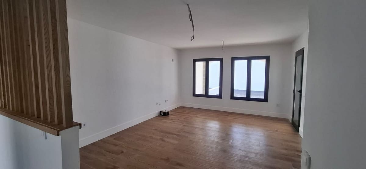 3 soveværelse Lejlighed til salg i Corralejo med swimmingpool garage - € 342.000 (Ref: 9359131)