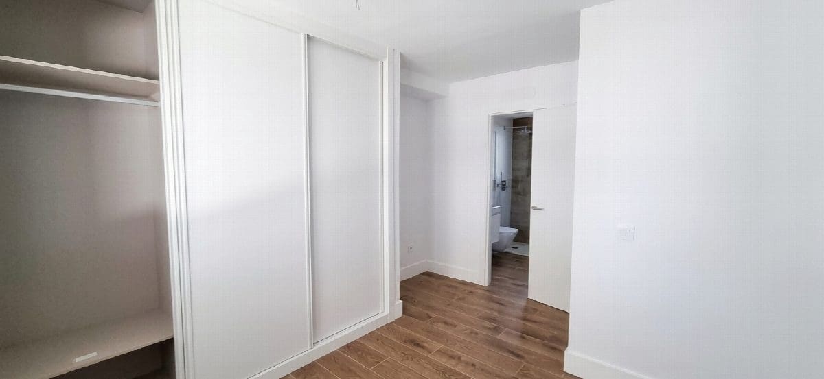 3 bedroom Apartment for sale in La Oliva with pool garage - € 342,000 (Ref: 9359131)