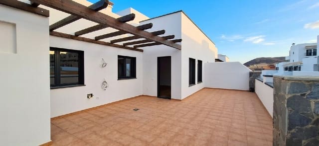 3 sypialnia Apartament na sprzedaż w Corralejo, La Oliva z basenem garażem - 342 000 € (Ref: 9359131)