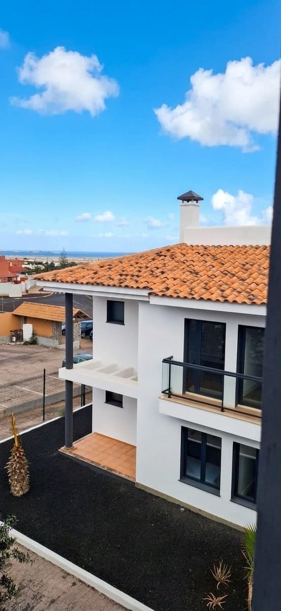 3 bedroom Apartment for sale in La Oliva with pool garage - € 342,000 (Ref: 9359131)