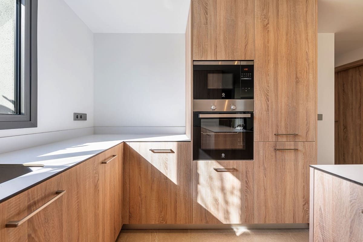 3 sypialnia Apartament na sprzedaż w Bahia de Casares z basenem garażem - 435 000 € (Ref: 9359133)