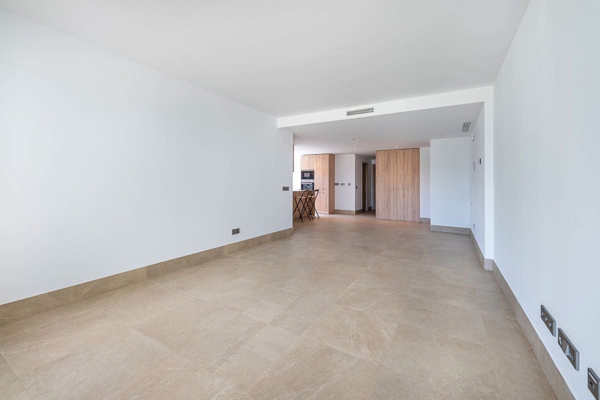 3 sypialnia Apartament na sprzedaż w Bahia de Casares z basenem garażem - 435 000 € (Ref: 9359133)