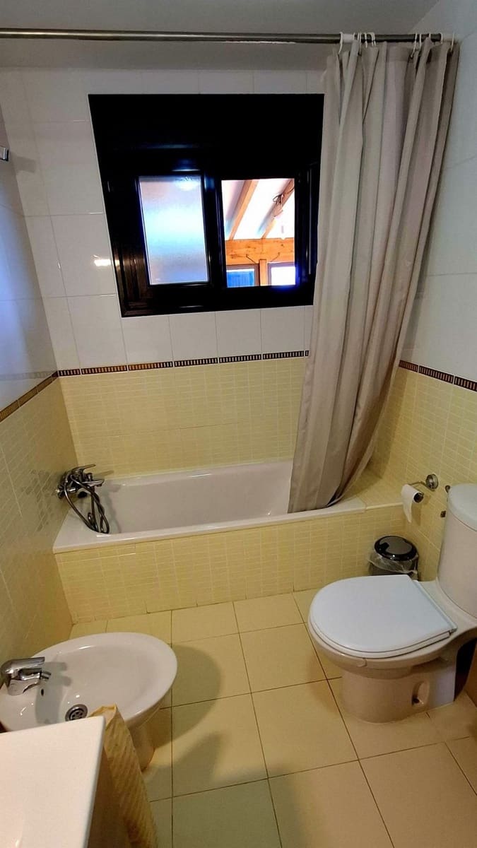 Apartamento de 1 habitación en Lajares en venta con piscina - 185.000 € (Ref: 9359134)