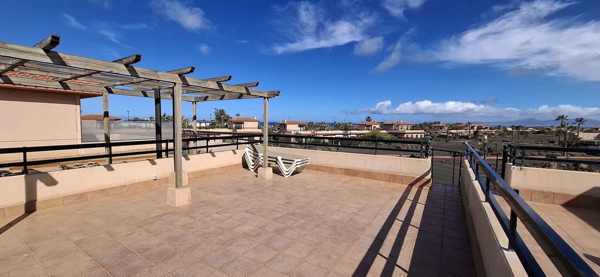 1 Zimmer Apartment zu verkaufen in Lajares mit Pool - 185.000 € (Ref: 9359134)