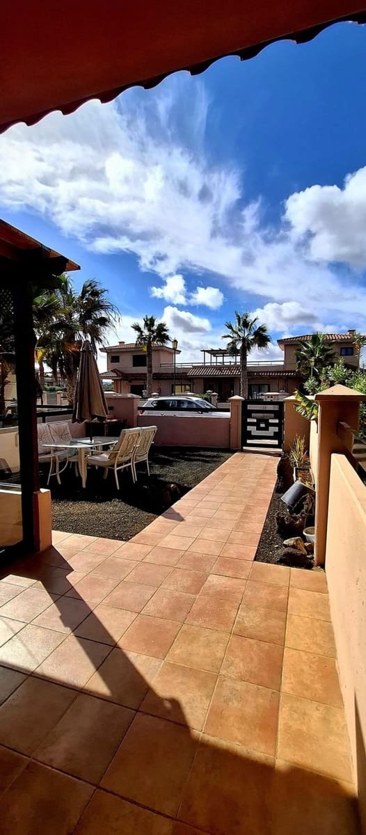 1 soveværelse Lejlighed til salg i Lajares med swimmingpool - € 185.000 (Ref: 9359134)