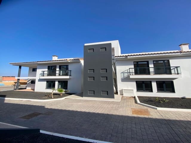 2 soverom Leilighet til salgs i Corralejo, La Oliva med svømmebasseng garasje - € 295 000 (Ref: 9359135)
