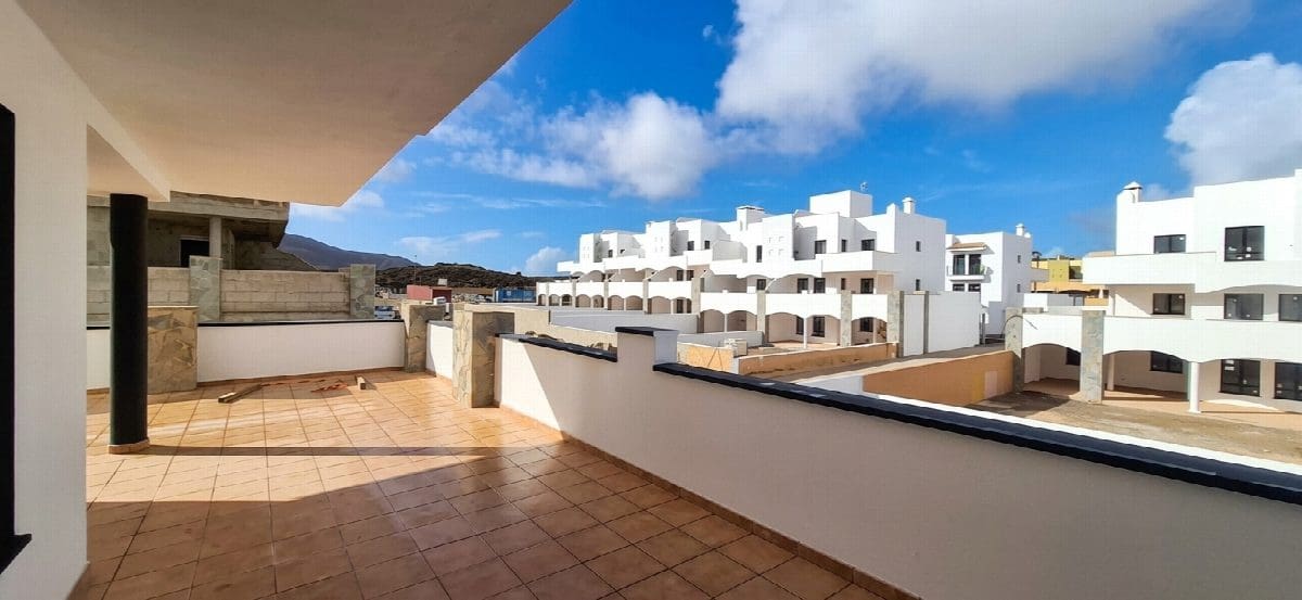 2 bedroom Apartment for sale in La Oliva with pool garage - € 295,000 (Ref: 9359135)