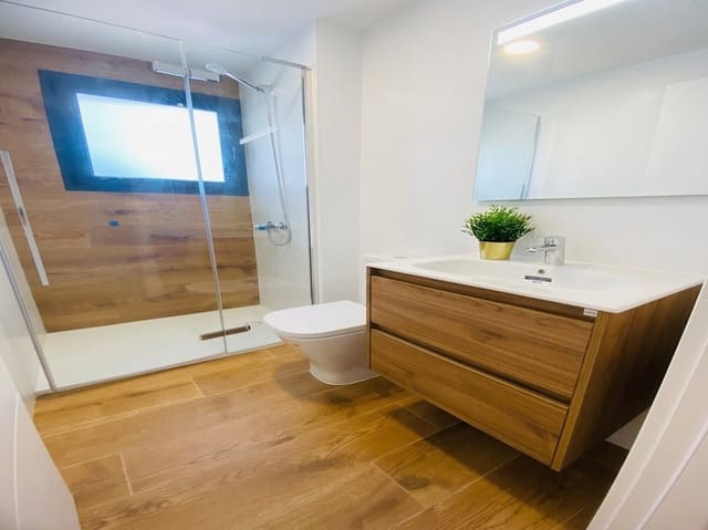 2 sypialnia Apartament na sprzedaż w Corralejo, La Oliva z basenem - 295 000 € (Ref: 9359135)