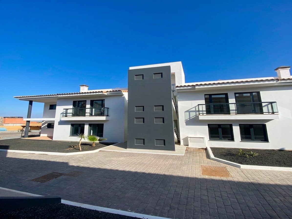 2 bedroom Apartment for sale in La Oliva with pool garage - € 295,000 (Ref: 9359135)