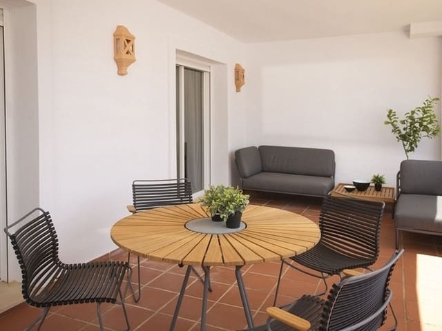 3 makuuhuone Huoneisto myytävänä paikassa Mijas Costa, Mijas mukana uima-altaan 
autotalli - 425 000 € (Ref: 9359137)