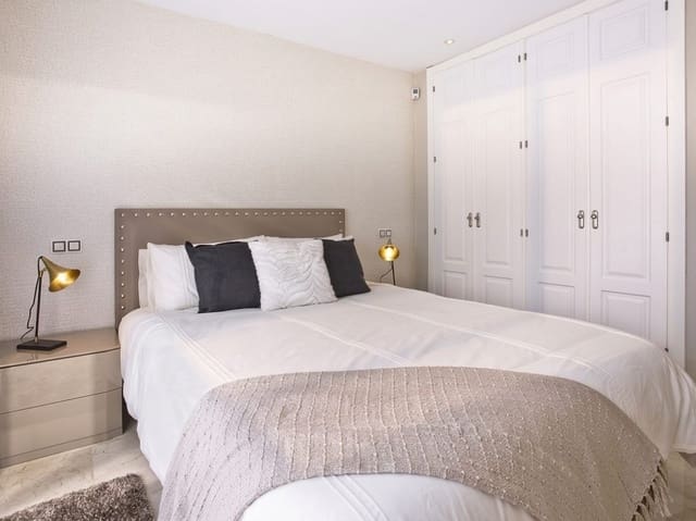 3 chambre Appartement à vendre à Mijas Costa, Mijas avec piscine garage - 425 000 € (Ref: 9359137)
