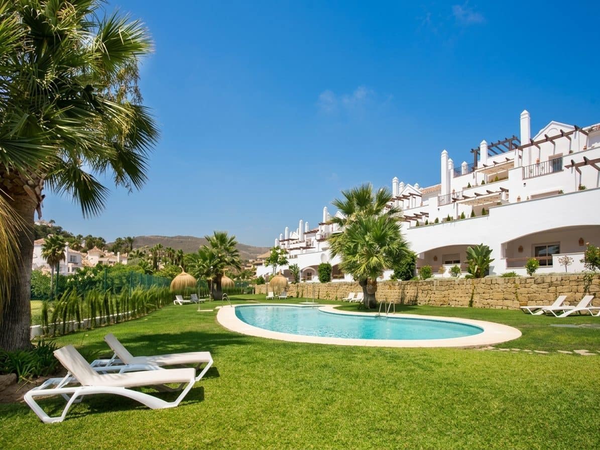3 bedroom Apartment for sale in Mijas Costa with pool garage - € 425,000 (Ref: 9359137)