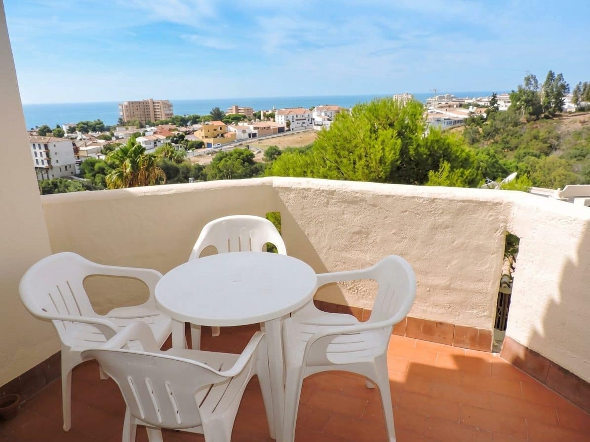 Apartamento de 2 habitaciones en Riviera del Sol en venta con piscina - 350.000 € (Ref: 9359138)