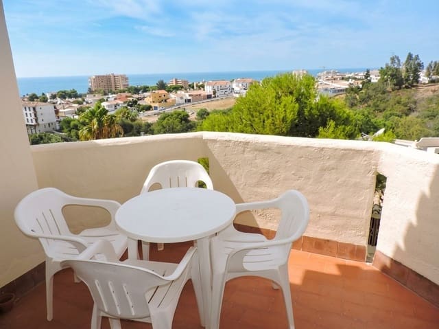 Apartamento de 2 habitaciones en Riviera del Sol, Mijas en venta con piscina - 350.000 € (Ref: 9359138)