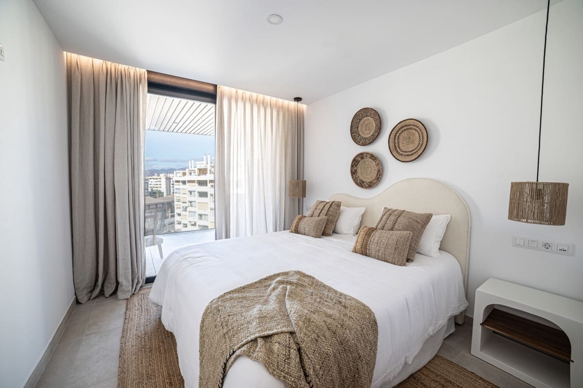 2 slaapkamer Appartement te koop in Fuengirola met zwembad - € 665.500 (Ref: 9359141)