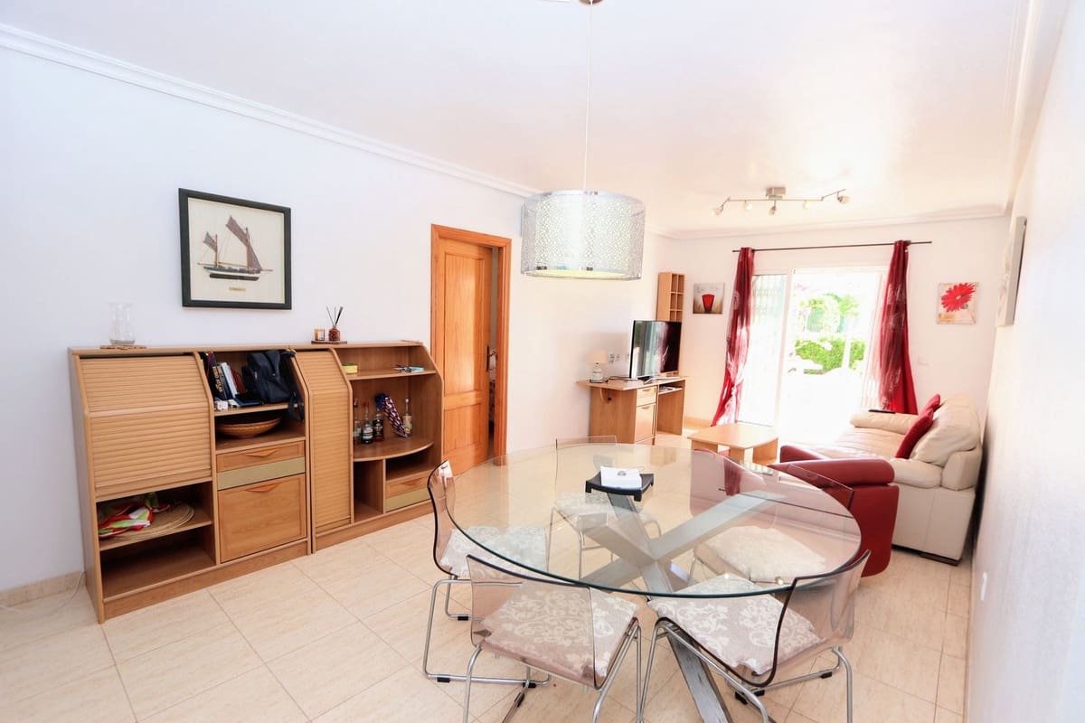 3 bedroom Apartment for sale in Playa Flamenca with pool garage - € 264,000 (Ref: 9359143)