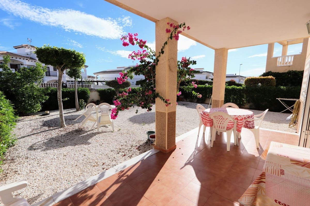 3 bedroom Apartment for sale in Playa Flamenca with pool garage - € 264,000 (Ref: 9359143)