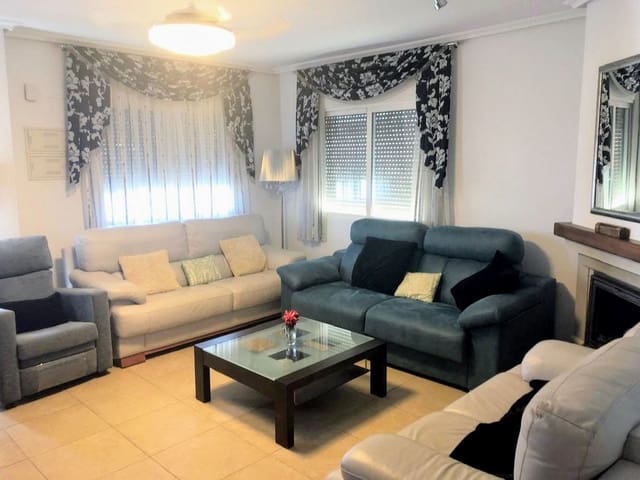 Chalet de 3 habitaciones en Los Alcázares en venta con piscina garaje - 255.000 € (Ref: 9359144)