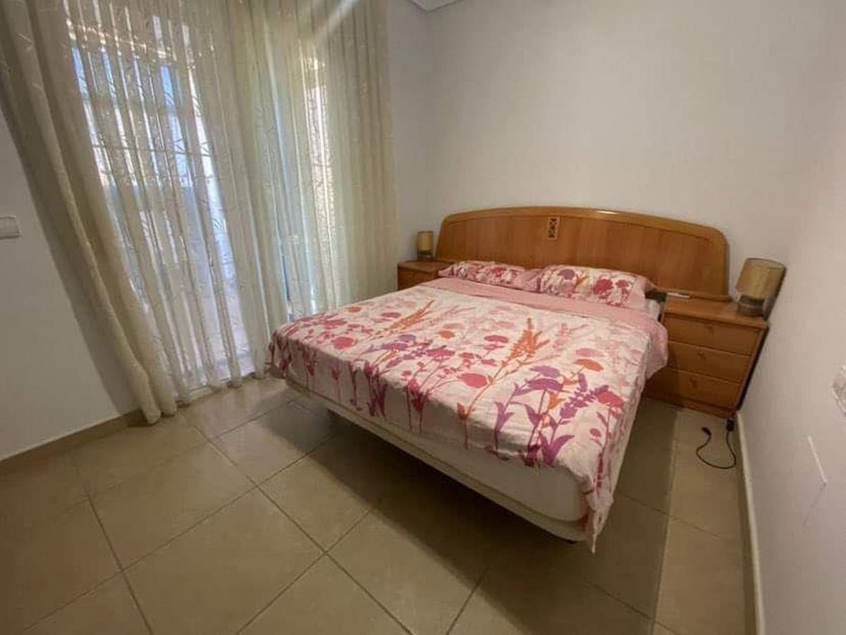 Chalet de 3 habitaciones en Los Alcázares en venta con piscina garaje - 255.000 € (Ref: 9359144)