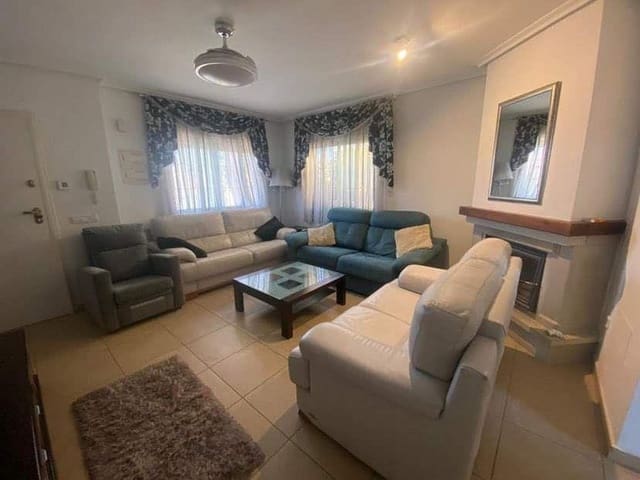 Chalet de 3 habitaciones en Los Alcázares en venta con piscina garaje - 255.000 € (Ref: 9359144)