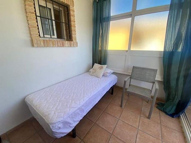 Chalet de 3 habitaciones en Los Alcázares en venta con piscina garaje - 255.000 € (Ref: 9359144)