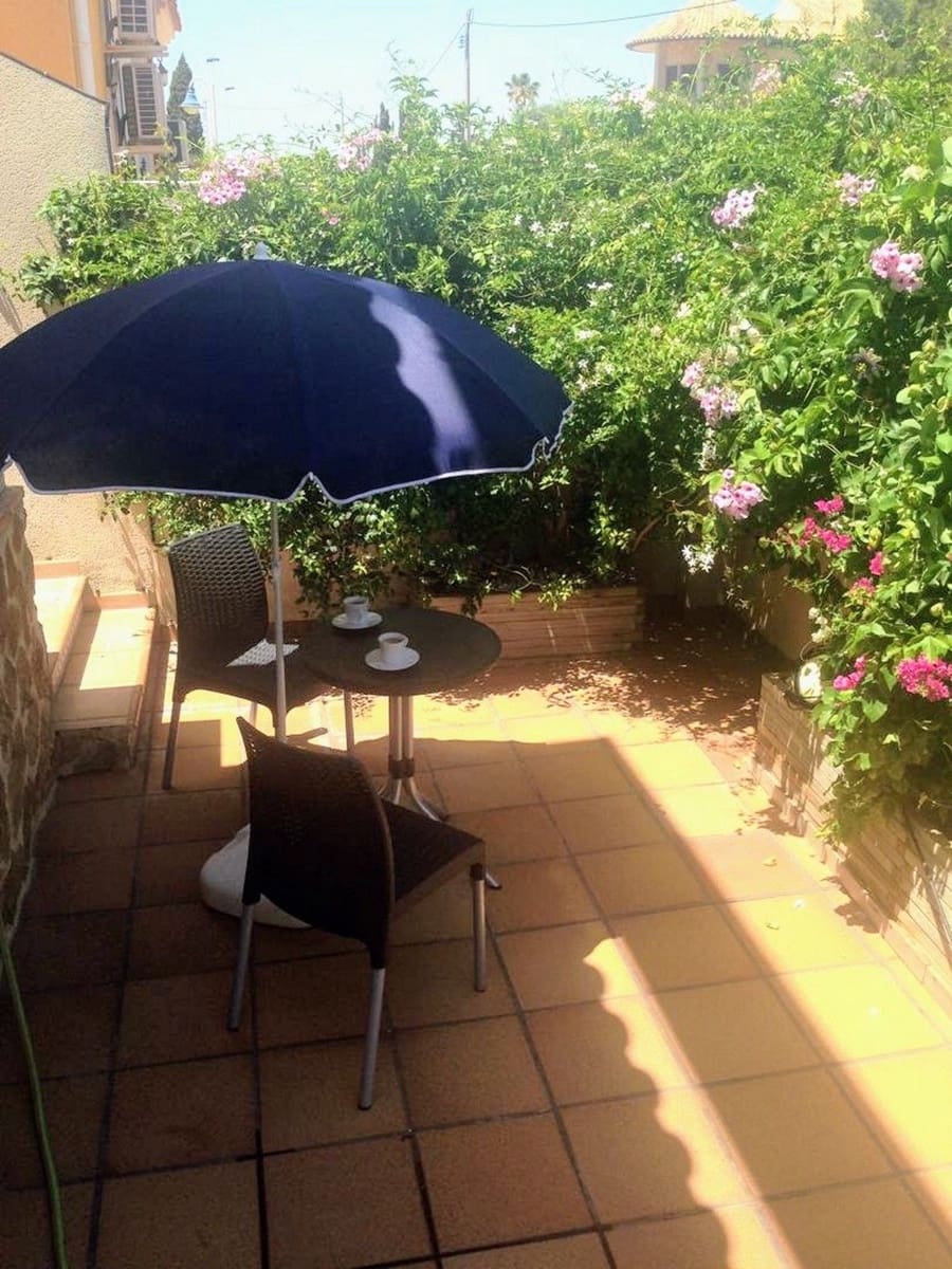 Chalet de 3 habitaciones en Los Alcázares en venta con piscina garaje - 255.000 € (Ref: 9359144)