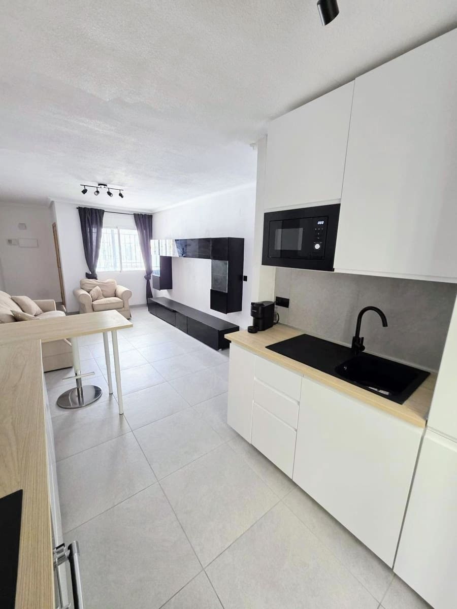 2 soverom Leilighet til salgs i Vistabella med svømmebasseng garasje - € 154 900 (Ref: 9359149)