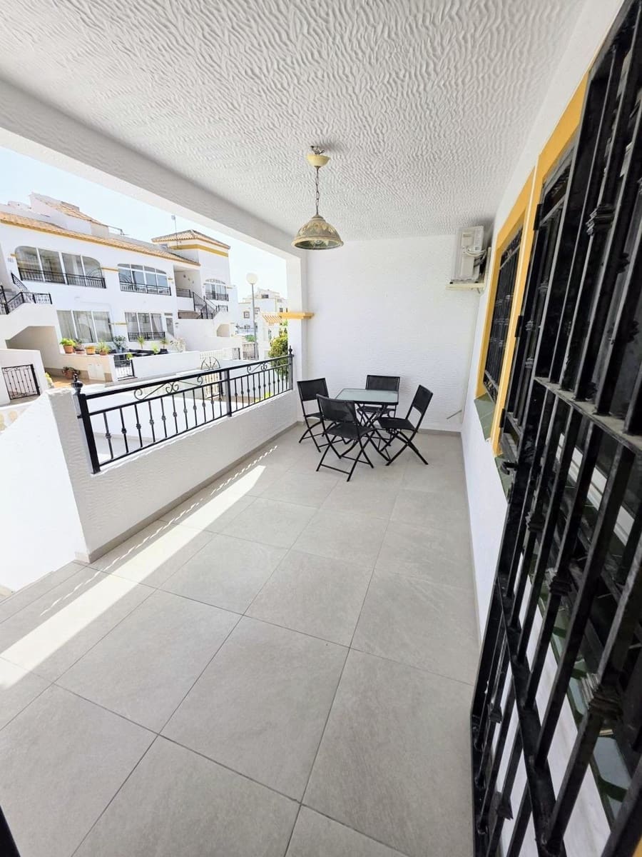 2 soverom Leilighet til salgs i Vistabella med svømmebasseng garasje - € 154 900 (Ref: 9359149)