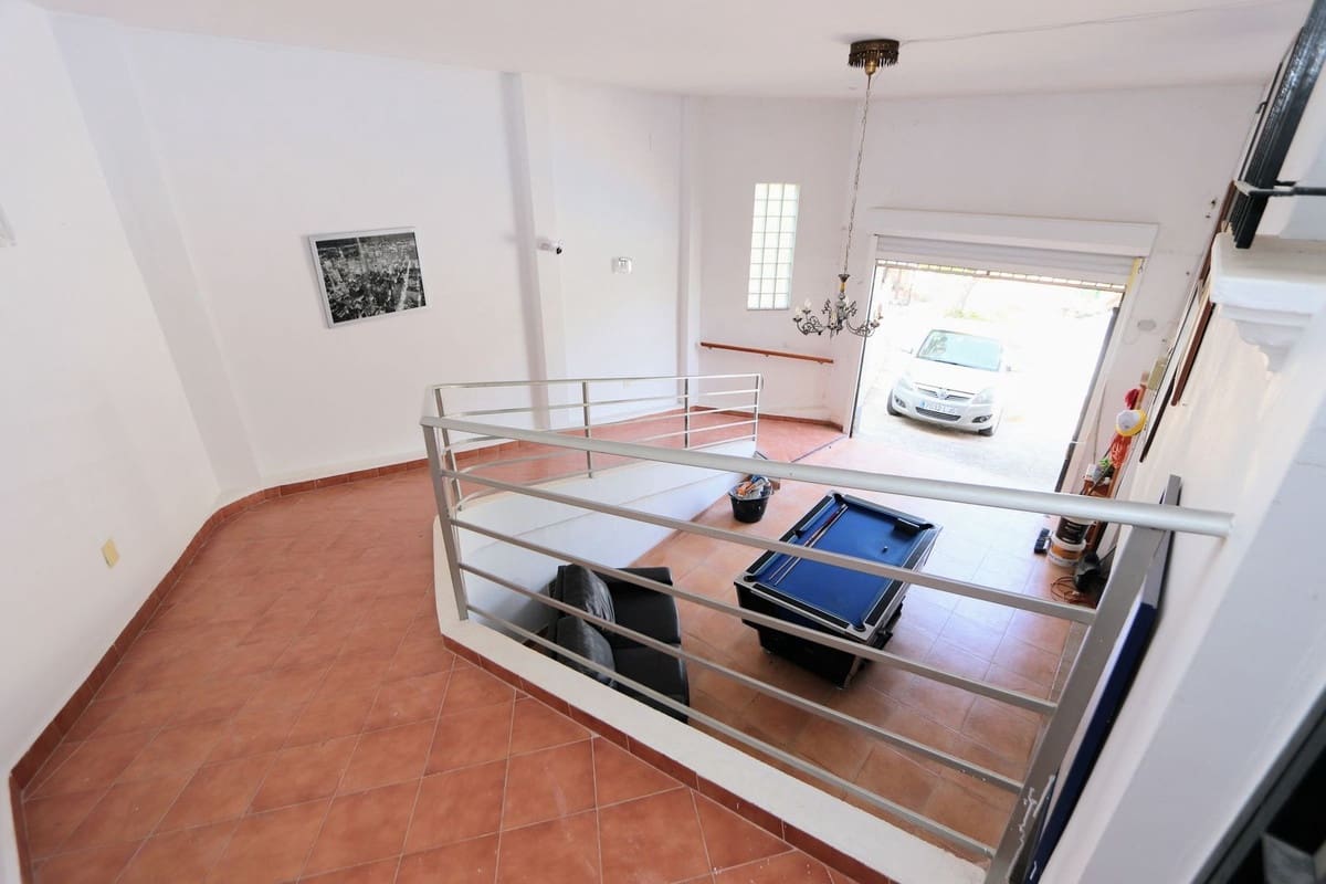 5 bedroom Villa for sale in Canada de San Pedro with pool garage - € 375,000 (Ref: 9359150)