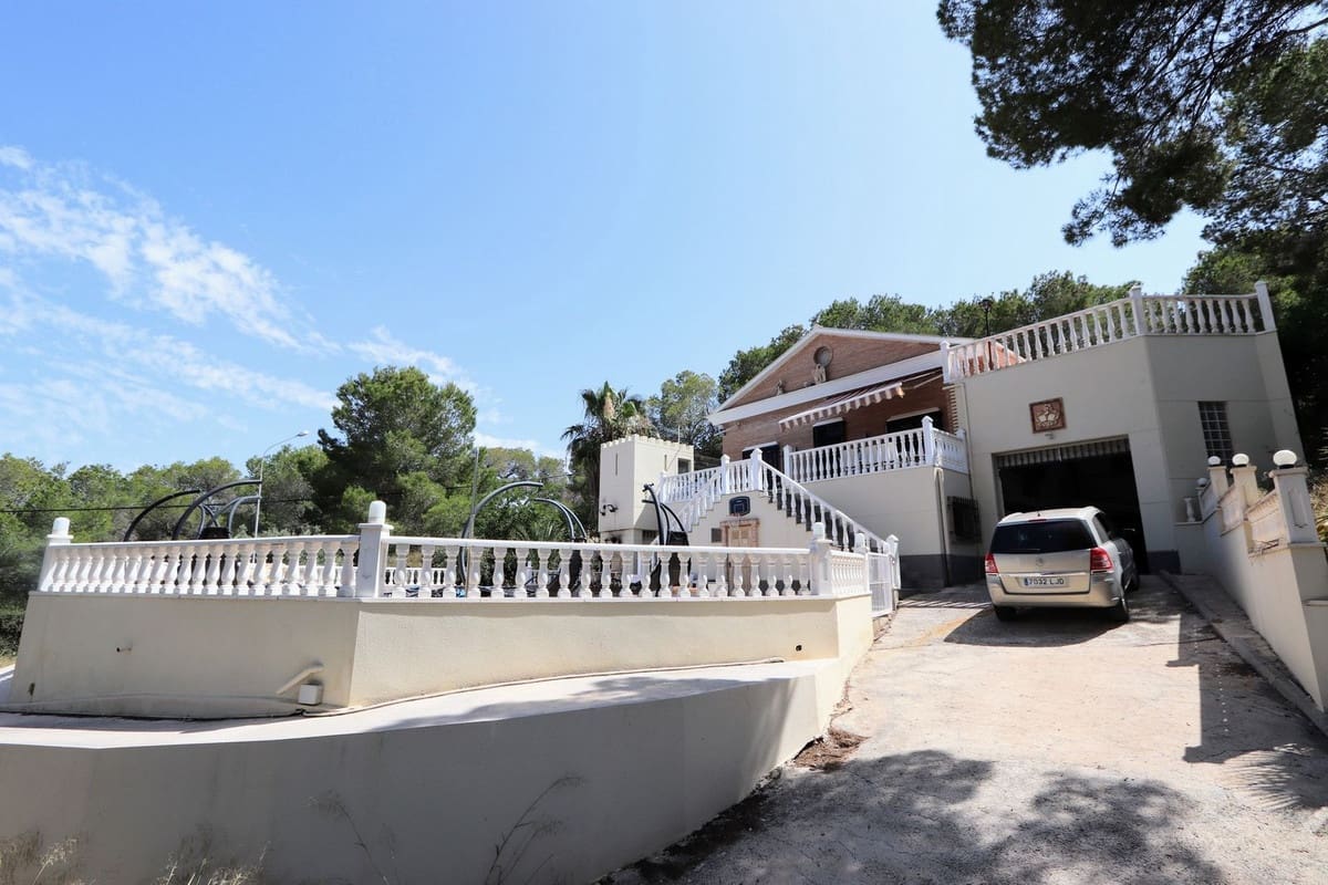 5 bedroom Villa for sale in Canada de San Pedro with pool garage - € 375,000 (Ref: 9359150)