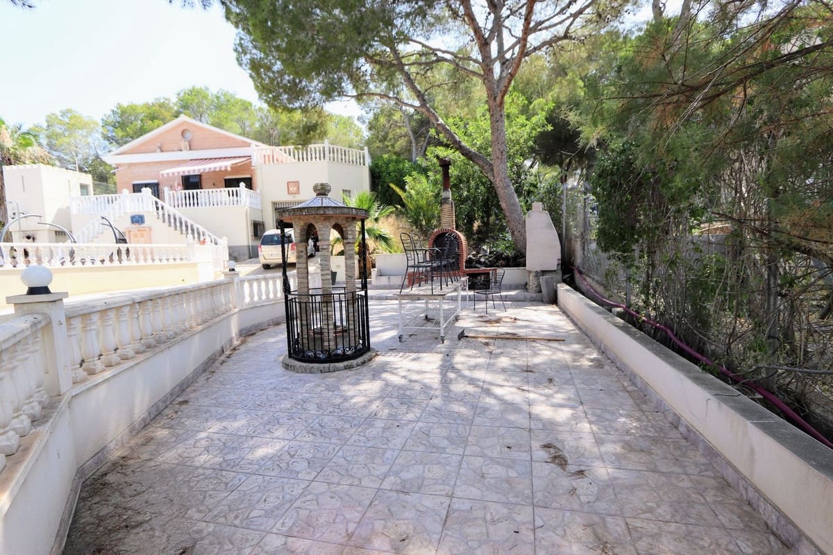 5 bedroom Villa for sale in Canada de San Pedro with pool garage - € 375,000 (Ref: 9359150)