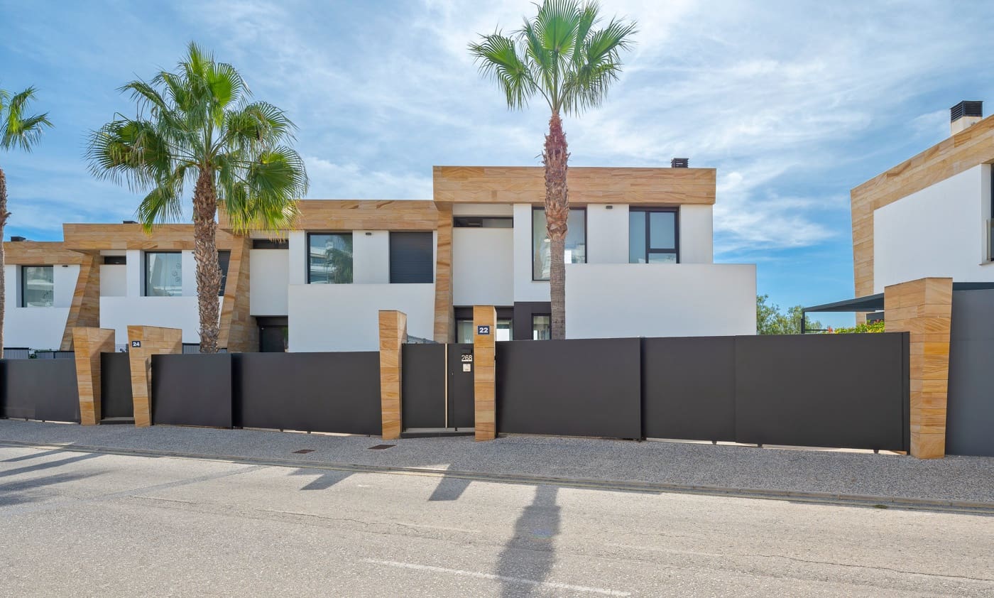 3 sovrum Villa till salu i Orihuela Costa - 565 000 € (Ref: 9359169)