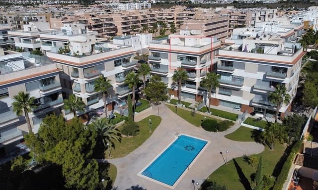 Apartamento de 2 habitaciones en Villamartin, Orihuela en venta con piscina - 269.000 € (Ref: 9359175)