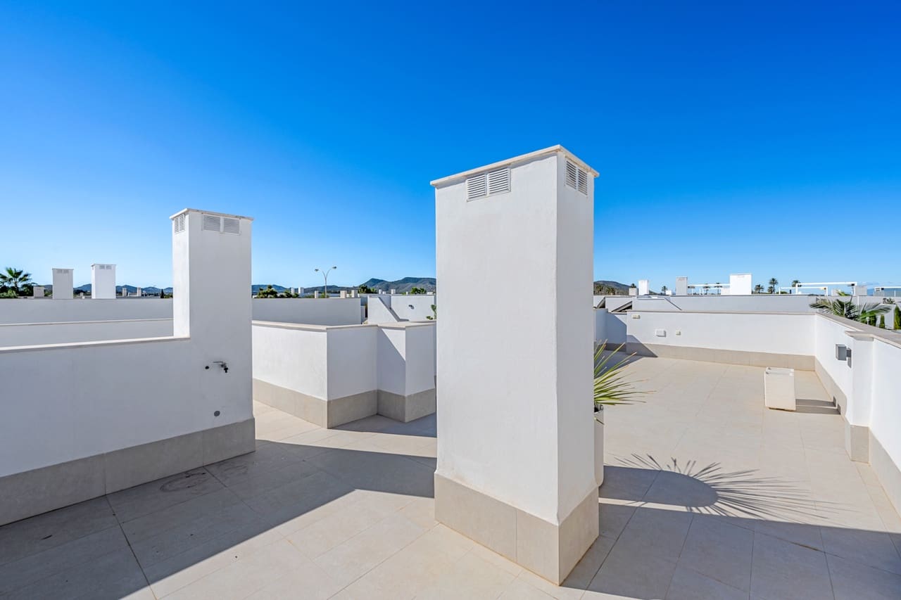 3 bedroom Villa for sale in Mar de Cristal with garage - € 470,000 (Ref: 9359182)