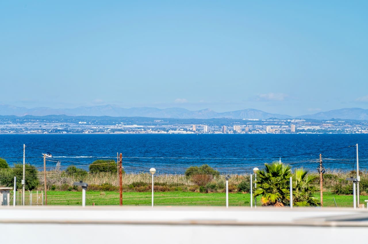 3 bedroom Villa for sale in Mar de Cristal with garage - € 470,000 (Ref: 9359182)