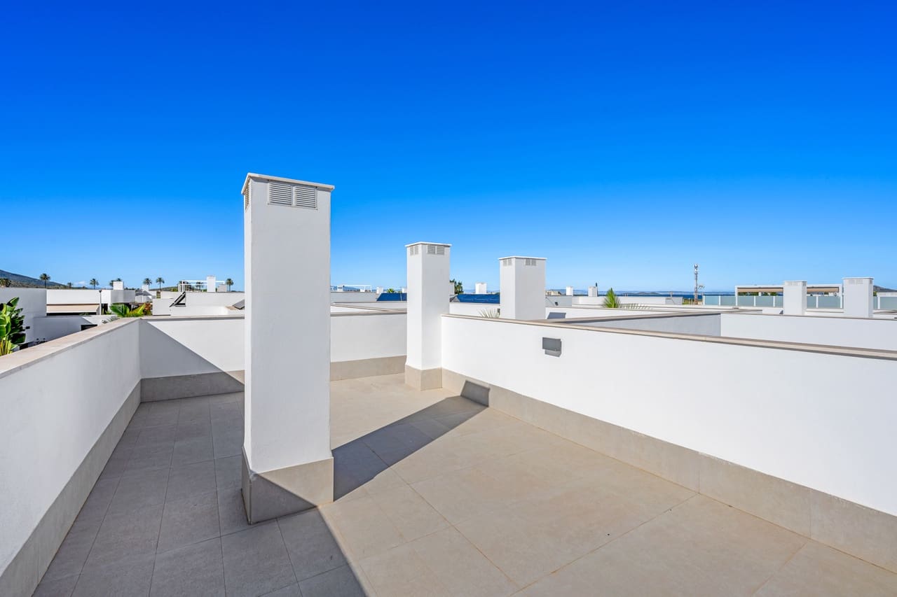 3 soveværelse Villa til salg i Mar de Cristal med garage - € 470.000 (Ref: 9359182)