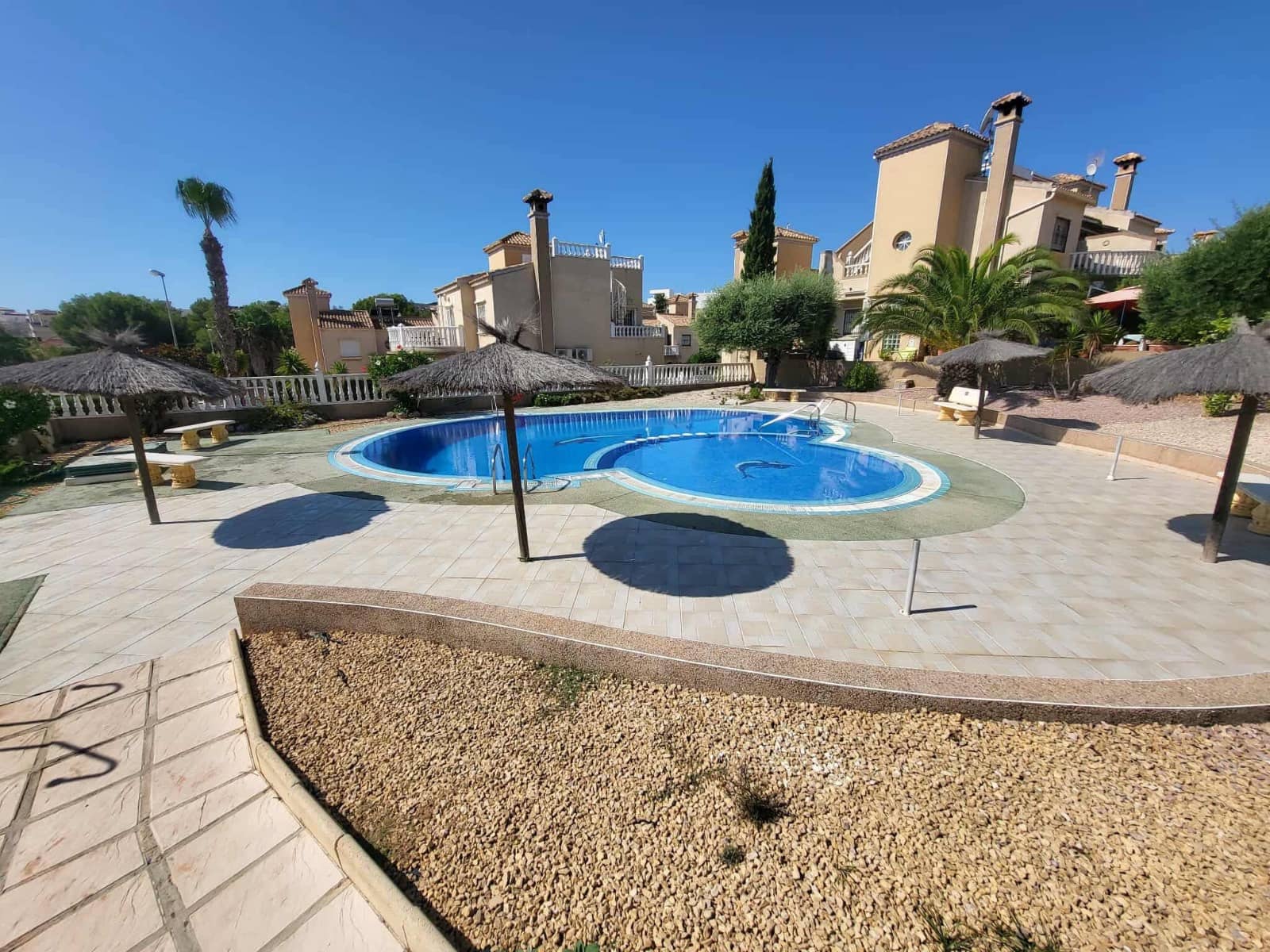 3 chambre Maison de Ville à vendre à Orihuela Costa avec piscine garage - 259 000 € (Ref: 9359187)