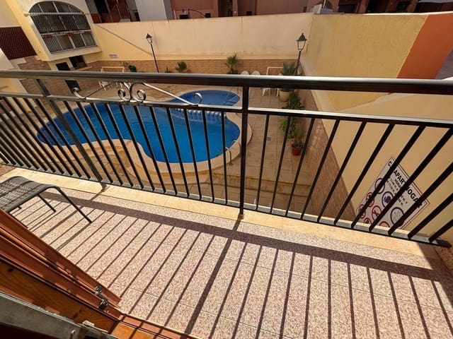 2 makuuhuone Huoneisto myytävänä paikassa Los Frutales, Torrevieja mukana uima-altaan - 219 000 € (Ref: 9359193)