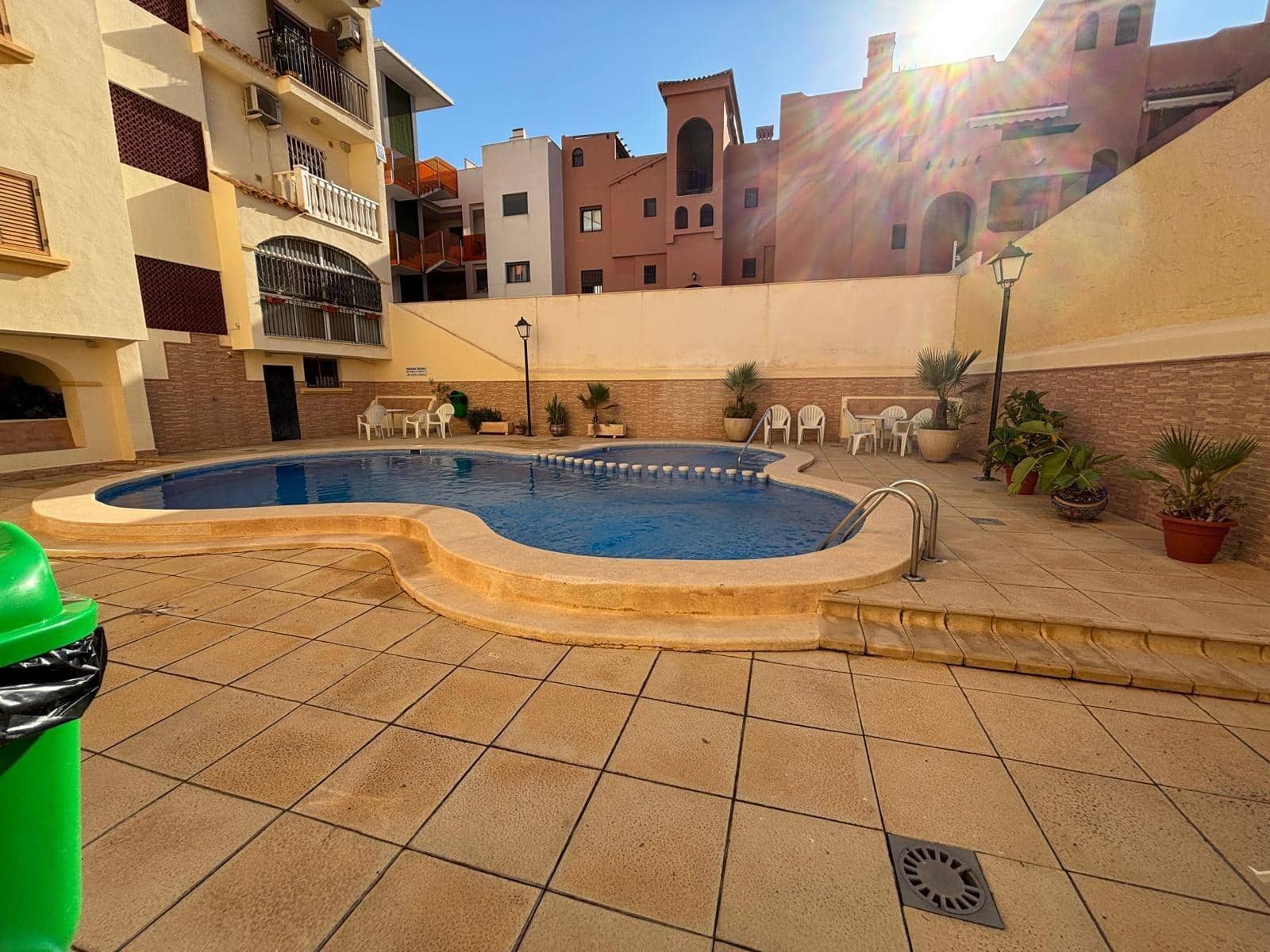 2 soverom Leilighet til salgs i Torrevieja med svømmebasseng - € 219 000 (Ref: 9359193)